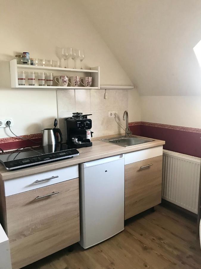 Aranyló apartmanház Hajdúszoboszló Exterior foto