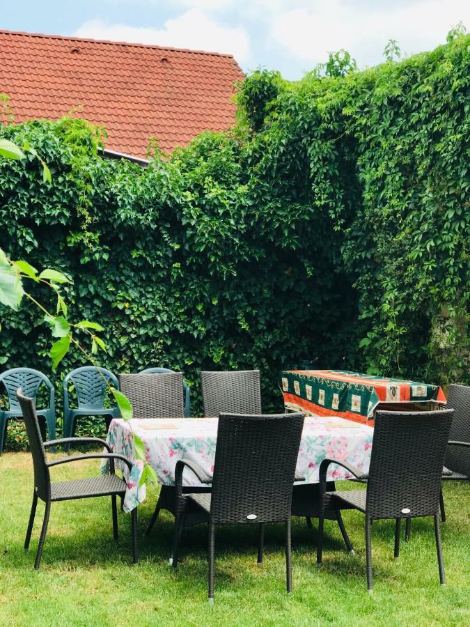 Aranyló apartmanház Hajdúszoboszló Exterior foto